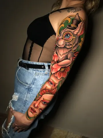 Fotografia real de un tatuaje neo-tradicional