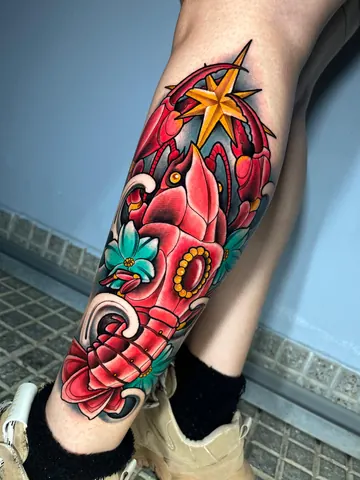 Fotografia real de un tatuaje neo-tradicional
