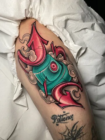 Fotografia real de un tatuaje neo-tradicional