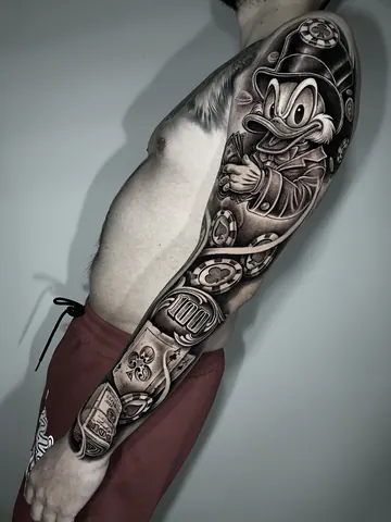 Fotografia real de un tatuaje realista